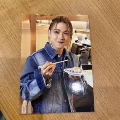 Item thumbnail for item 10493379-2bd9-47cd-9c89-ce7495a904c7