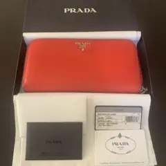 PRADA 長財布