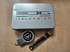 USBメモリー　非売品　ITALDESIGN　イタルデザイン　２点