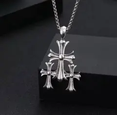 トリプルクロスペンダント クロスネックレス　十字架　ネックレス