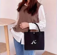黒のロゴ入りトートバッグ　エコバック　手提げバック　Kロゴ入り