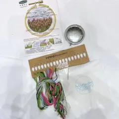 美品✨刺繍セット　手鏡　コンパクト刺繍キット