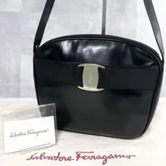 【希少美品✨】フェラガモ ヴァラリボン ショルダーバッグ オールレザー ブラック