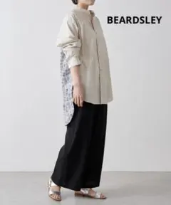 美品　ビアズリー　オーバーサイズシャツ　切手柄　長袖　フリー　ベージュ系