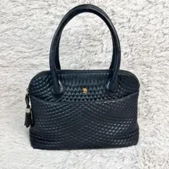 【美品】バリー ロゴキルティング ハンドバッグ ゴールドロゴ ブラック