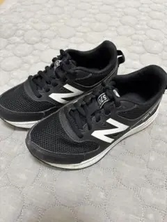 newbalance 18.5cm 黒　NB570