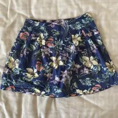 花柄　ミニスカート