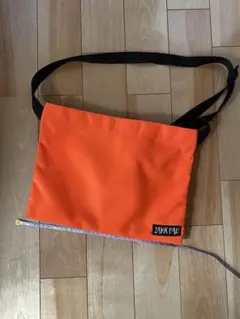 Item thumbnail for item ec113f52-2c56-478e-a7cd-f10ca4059961