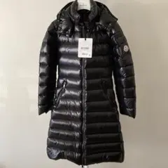 新品. MONCLER