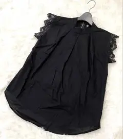 ノースリーブ　ブラウス