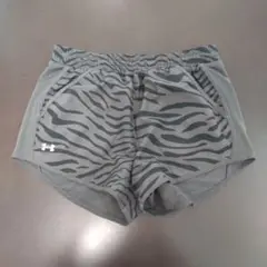 Under Armour ゼブラ柄ショートパンツ グレー M