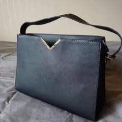 シンプルデザイン BLACK ハンドバッグ