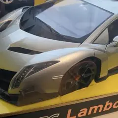 リアルホイール　1/10RC ランボルギーニ　ヴェネーノ　　バージョンブラック 黒いヴェネーノ」が登場！ 緻密に再現された1/10の
