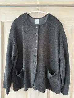 Item thumbnail for item e471cec6-c222-4b26-968c-62a89e2b0ee3