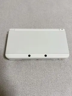 【動作品】New Nintendo 3DS ホワイト 本体(付属品あり)