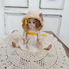 格安１９００年初頭ドイツアンティークミニョネットK⭐︎R刻印　ミニョネット ドイツ ＊ 1900年代初頭 ＊ アンティーク・ビスクドール