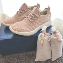 new balance CUSH+ ピンク スニーカー ランニング