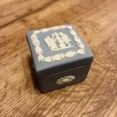 【希少】【美品】WEDGWOODスクエア型 ジャスパー 小物入れ【即日発送】