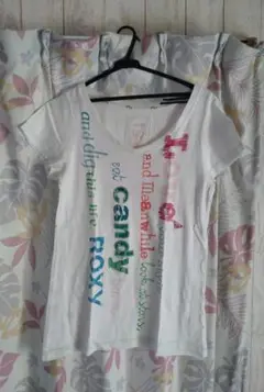 ROXY Vネック Tシャツ Mサイズ
