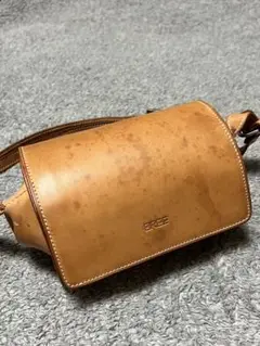 【BREE】 ブリー ショルダー バッグ ヌメ革　筒型