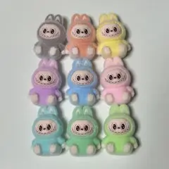 ラブブ　LABUBU ミニチュアマスコットフィギュア　お座り　９個セット