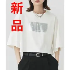 新品　ヴィンテージライク箔プリントTシャツ　ショート丈