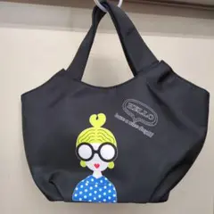 TRUBE オシャレかわいいデザイン　ハンドバッグ