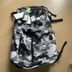 2025年最新】オークリー バックパック シューズ収納の人気