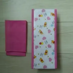 キャラクター柄ピンクブックカバー