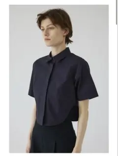 Round hem short SH