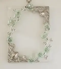 Item thumbnail for item 1934988f-32f9-4557-bbf5-6bd399cbd635