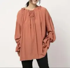 CLANEクラネ【美品】2wayオフショルダー　トップス　ブラウス　定価2.2万