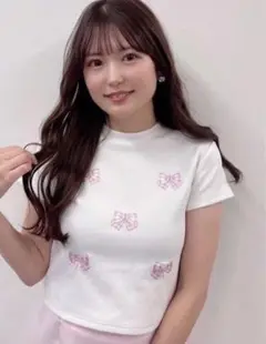 黒 フリル付き Tシャツ ピンクリボン jiltu - メルカリ