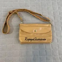 ベージュ フラップ付きショルダーバッグ　レピピ