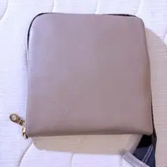 ベージュ 合成皮革 トートバッグ