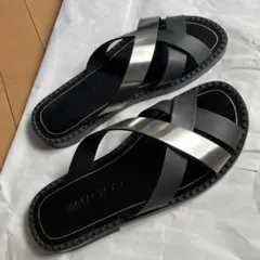 JIMMY CHOO クロスストラップサンダル
