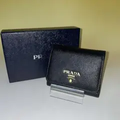 Prada 極美品 黒 折り財布 サフィアーノ メタル ユニセックス プラダ
