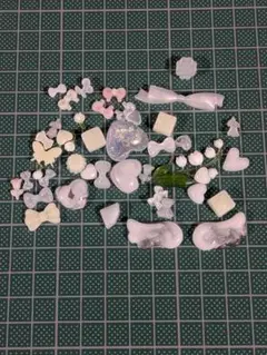 ⑤ 白 レジン トレカデコ パーツセット まとめ売り
