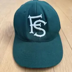 FS刺繍ロゴ　ベースボールキャップ
