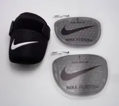 Nike ブラック エルボーガード フリーサイズ A30545011.jpg?v=1735091456