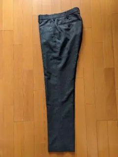 早い物勝ち ユニクロ　感動パンツ　グレー　ウエスト73 レングス76 人気