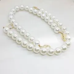 Item thumbnail for item 58237f73-c22c-454d-8dd0-dd13a9a88eeb