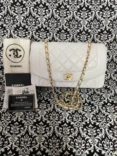 CHANELシャネル ショルダーバッグ マトラッセ ダイアナフラップ チェーン