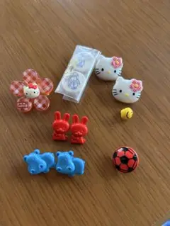 サンリオ他　レトロボタン