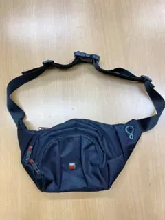 Wenger ブラック ボディバッグ