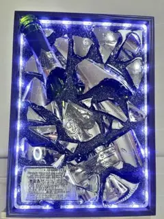 LEDシャンパンアート アルマンド　シルバー 壁掛けにも　光ります！