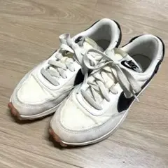 NIKE ウィメンズ ワッフルデビュー 23.5cm