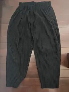 最安値　HOMME PLISSE ISSEY MIYAKE ブラックワイドパンツ