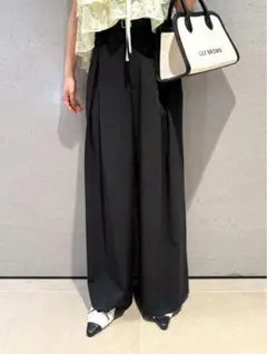 2025ss ベルト付きタックパンツ