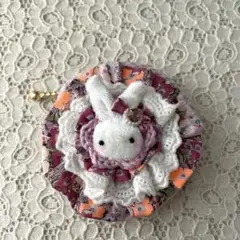⑩ うさぎちゃんの小さな丸ポーチ ハンドメイド